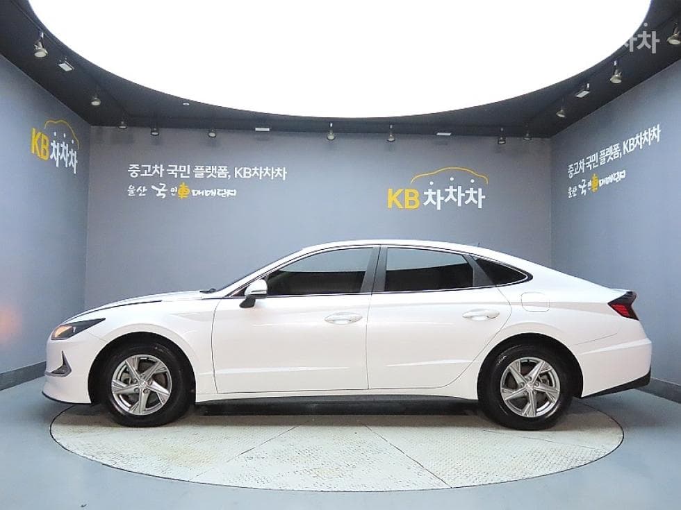 Hyundai Sonata (DN8)2.0 Smart - 5