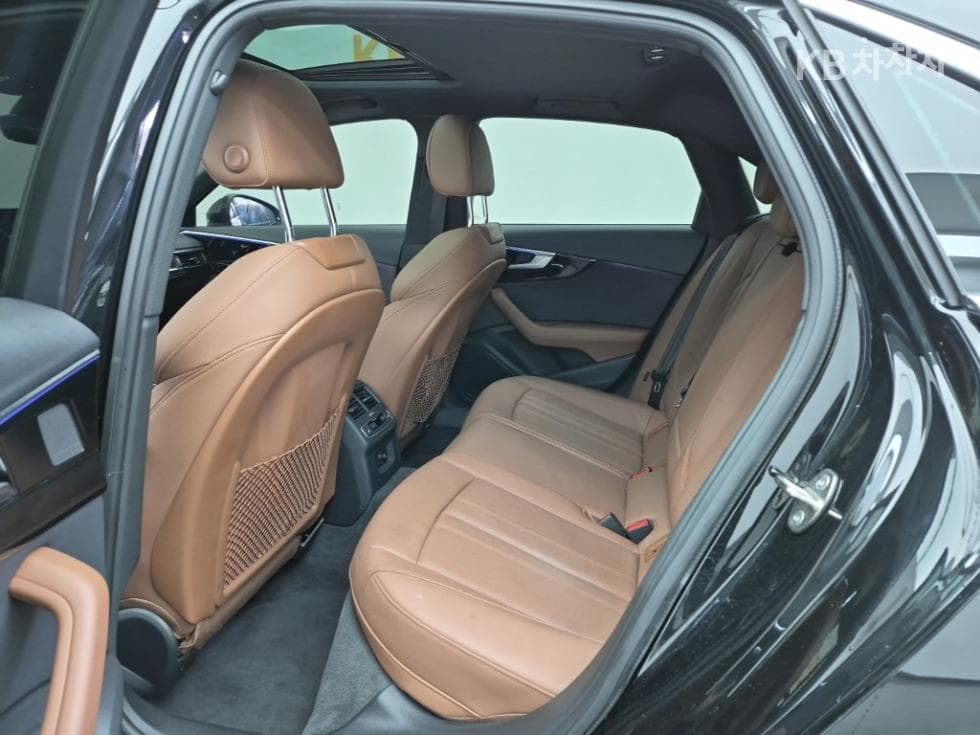 Ауди A4 (B9)40 TFSI Premium - 12