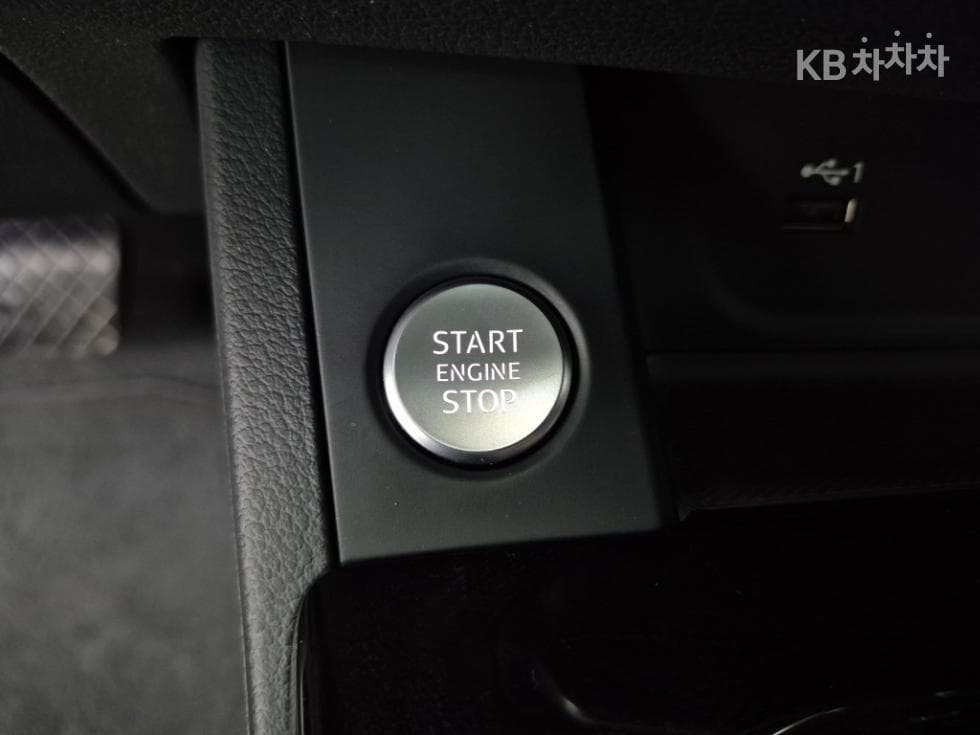 Ауди A4 (B9)40 TFSI Premium - 18