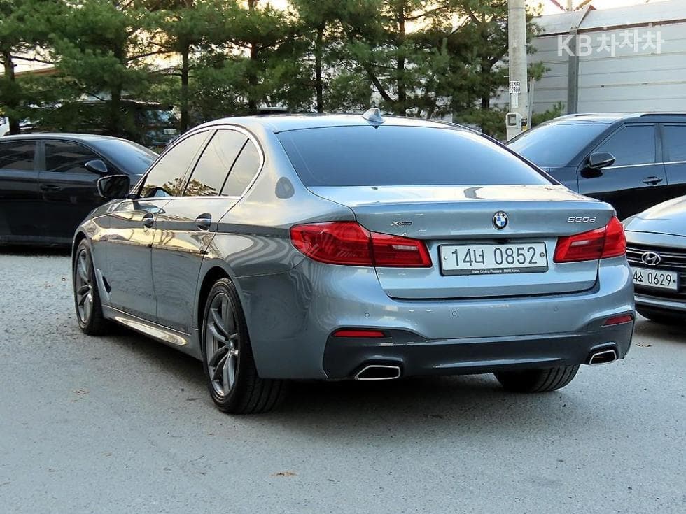 BMW 올Нов5 Серия (G30)520d xDrive M Sport Package Plus - 3