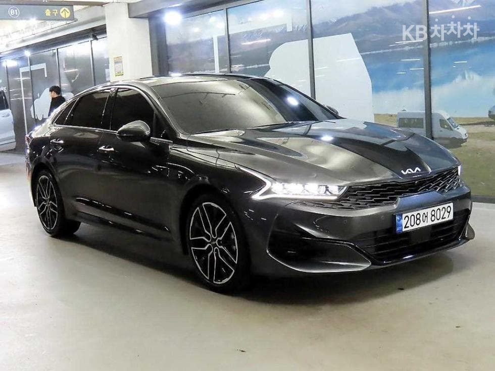 Kia K5 3rd Gen 1.6 Gasoline Turbo Noblesse - Image 1