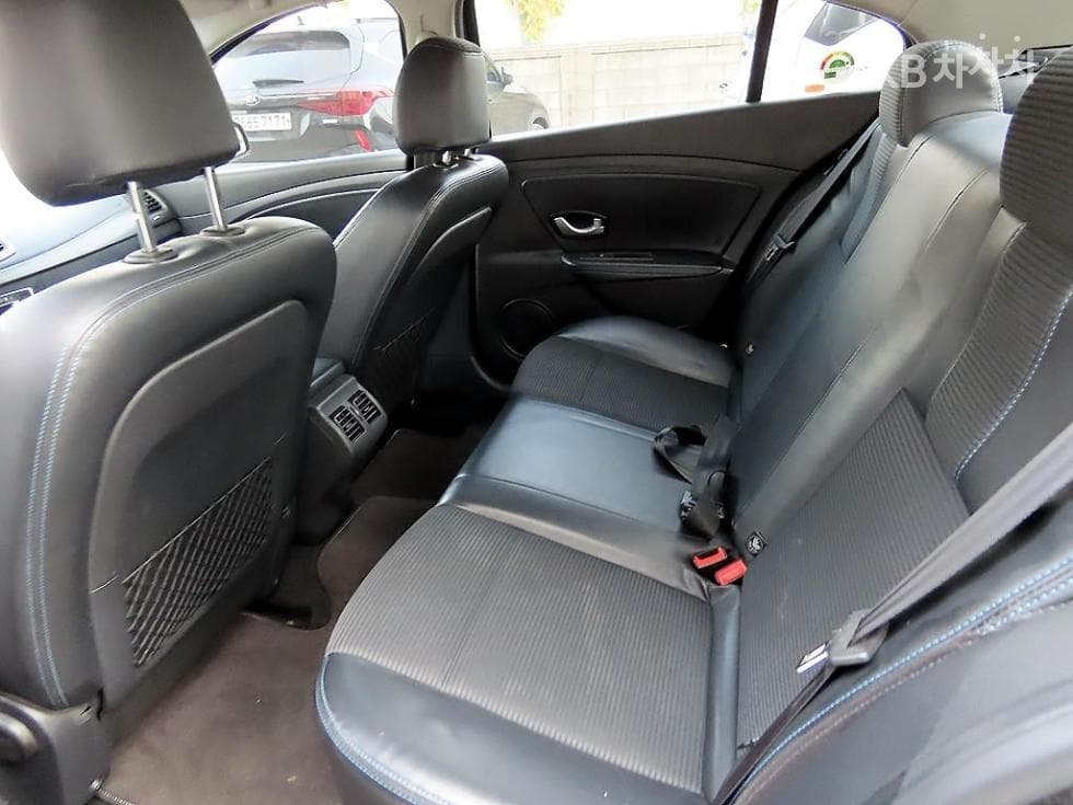 Рено Корея НовSM3LE Exclusive - 6