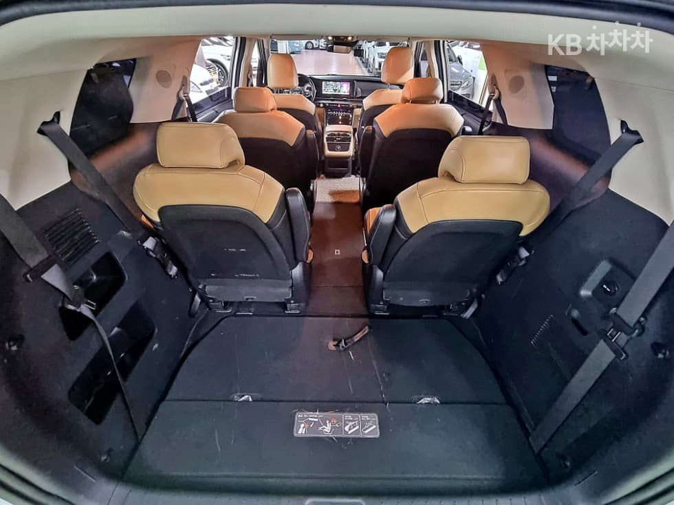 Kia Carnival 4th generationD2.2 9-seater Noblesse - 27