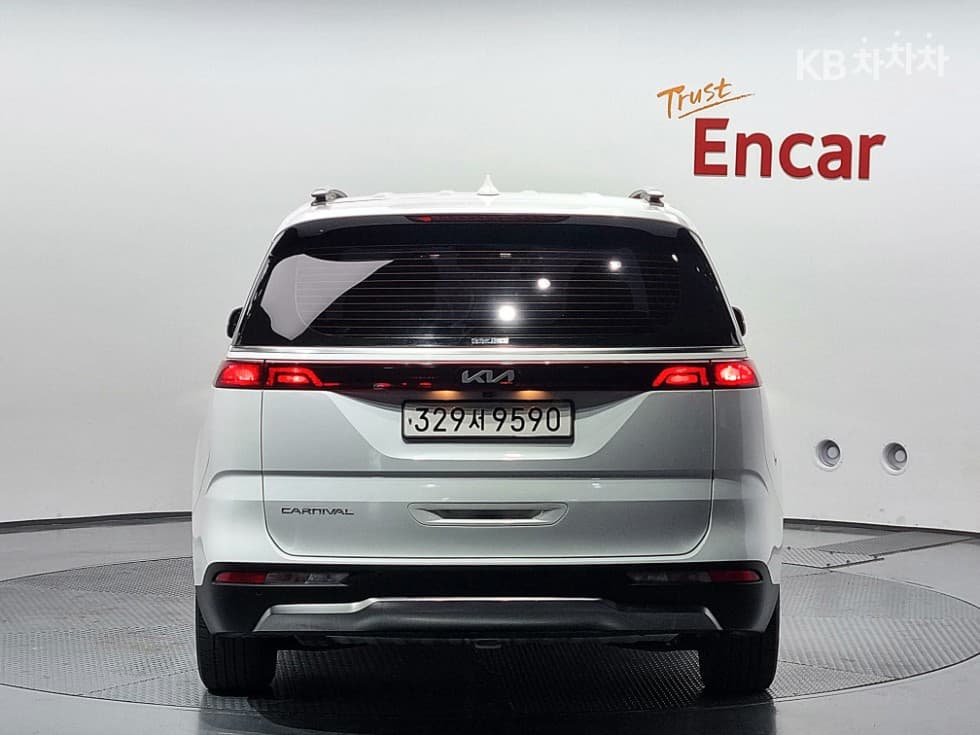 Kia Carnival 4th generationD2.2 9-seater Noblesse - 3