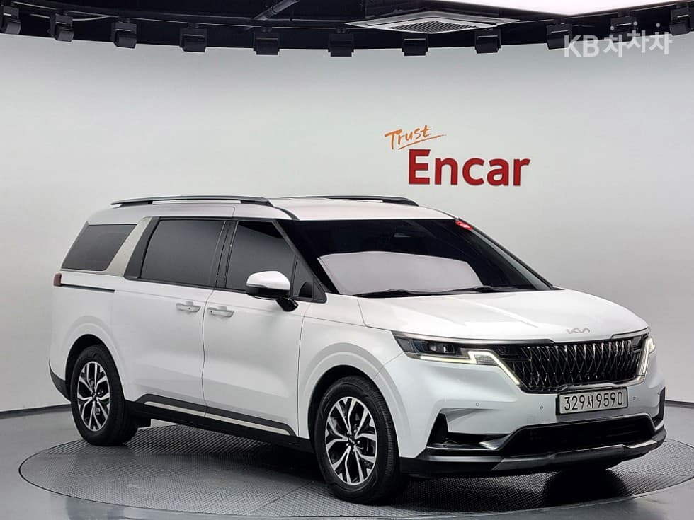 Kia Carnival 4th generationD2.2 9-seater Noblesse - 32