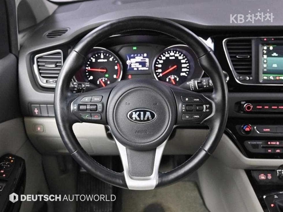 Киа All New Канивал9-местен 2.2 Дизел Noblesse - 13