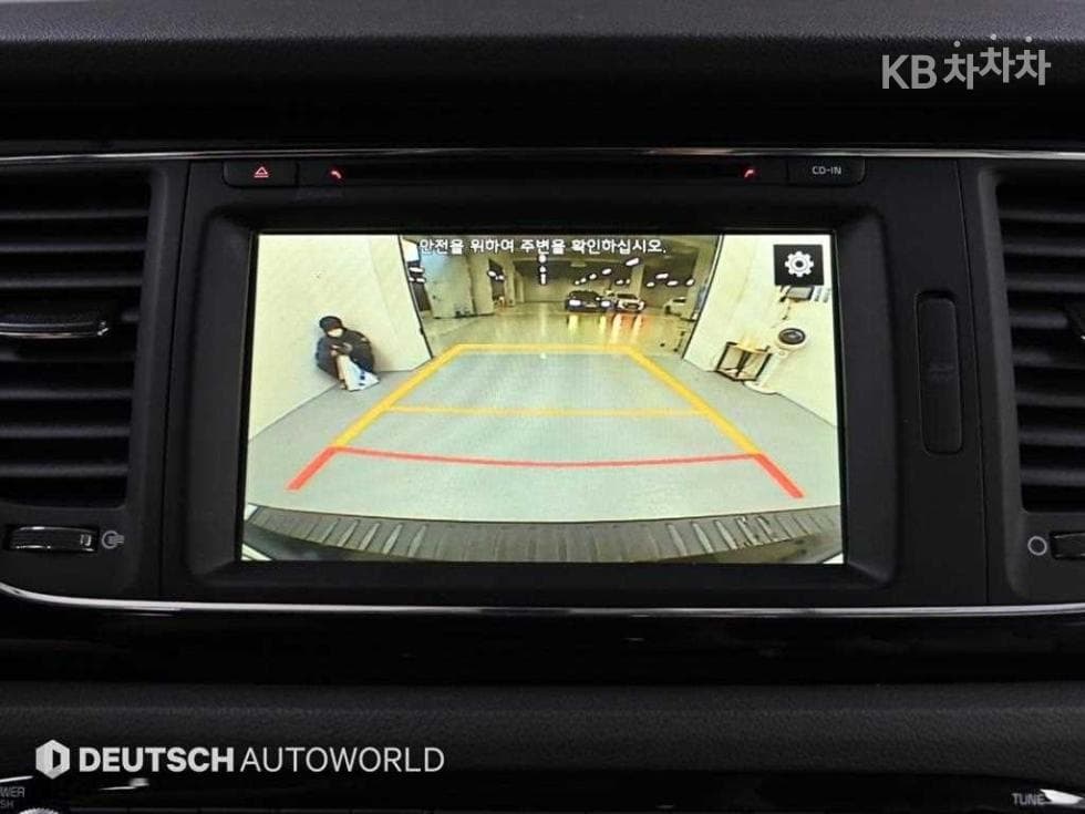 Киа All New Канивал9-местен 2.2 Дизел Noblesse - 15