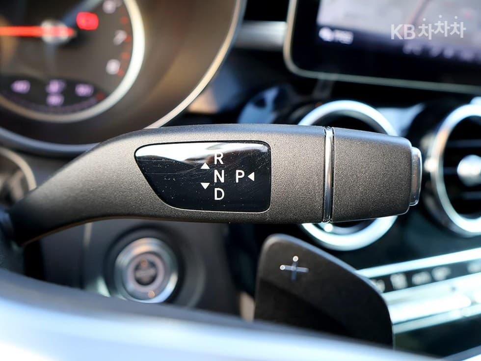 Mercedes-Benz The New (фейслифт) C-КласC200 Avantgarde W205 - 7