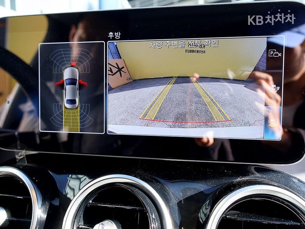 Mercedes-Benz The New (фейслифт) C-КласC200 Avantgarde W205 - 10