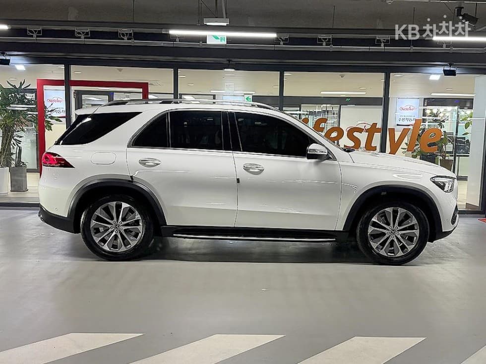 Mercedes-Benz GLE (V167)300 d 4Matic - 3
