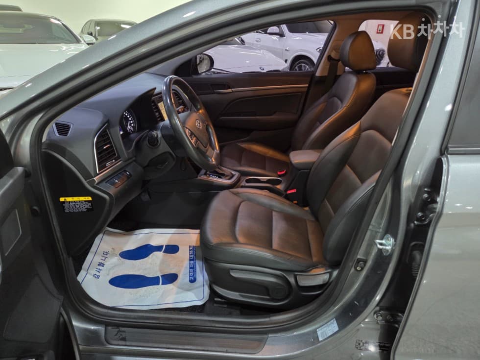 Хюндай Avante (Elantra)AD1.6 GDi Смарт - 6