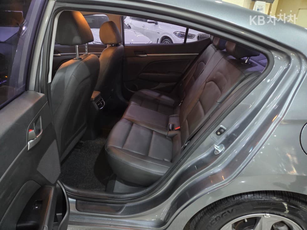 Хюндай Avante (Elantra)AD1.6 GDi Смарт - 7