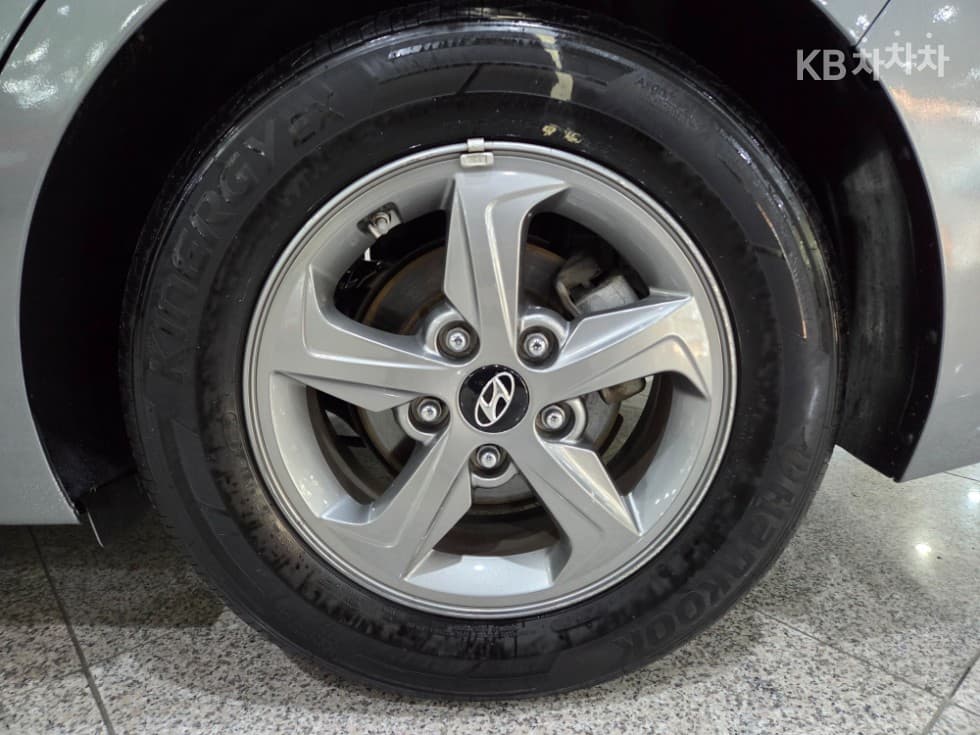 Хюндай Avante (Elantra)AD1.6 GDi Смарт - 20