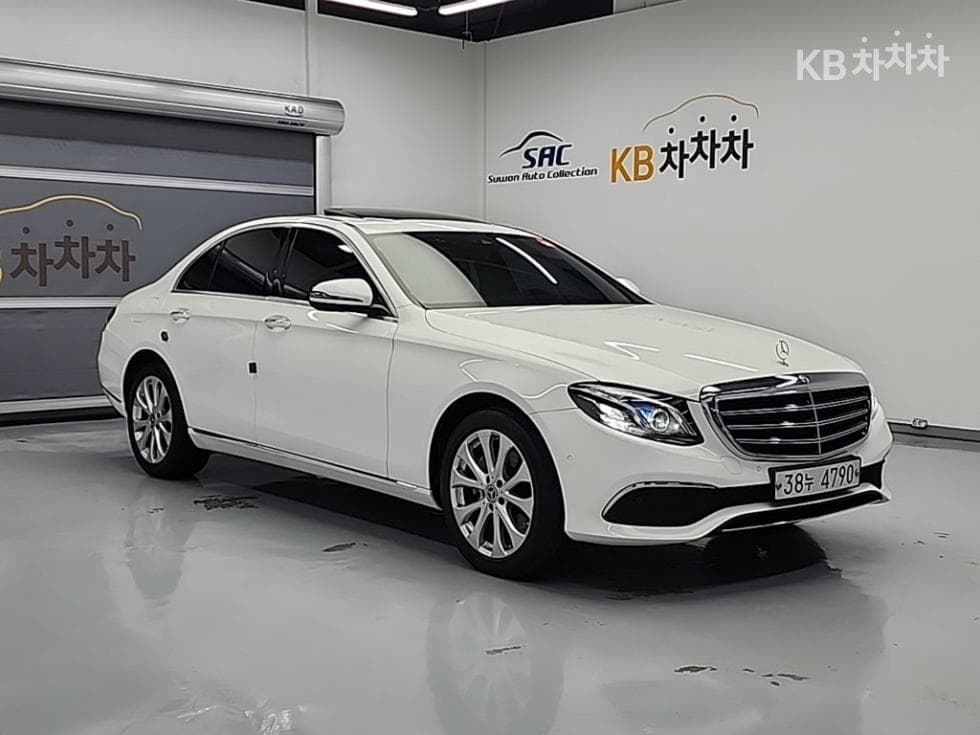 Mercedes-Benz E-Клас (W213)E220d Exclusive - 4