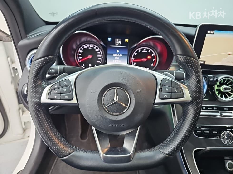 Mercedes-Benz The New (facelift) C-ClassC200 AMG Line - 9