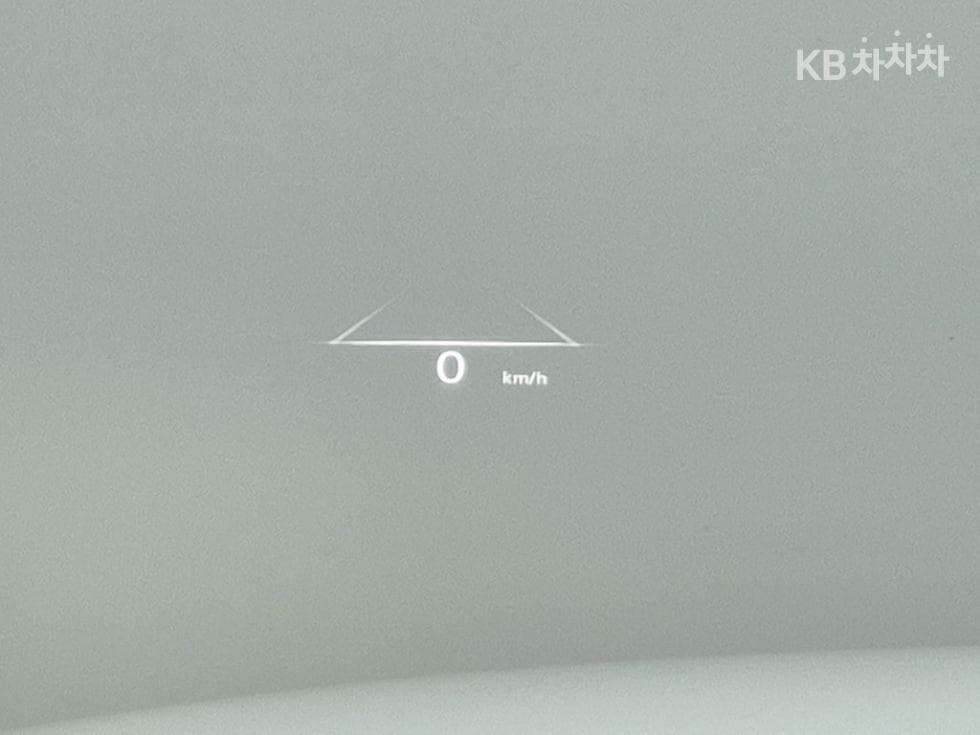 Genesis GV70Gasoline 2.5T AWD - 16