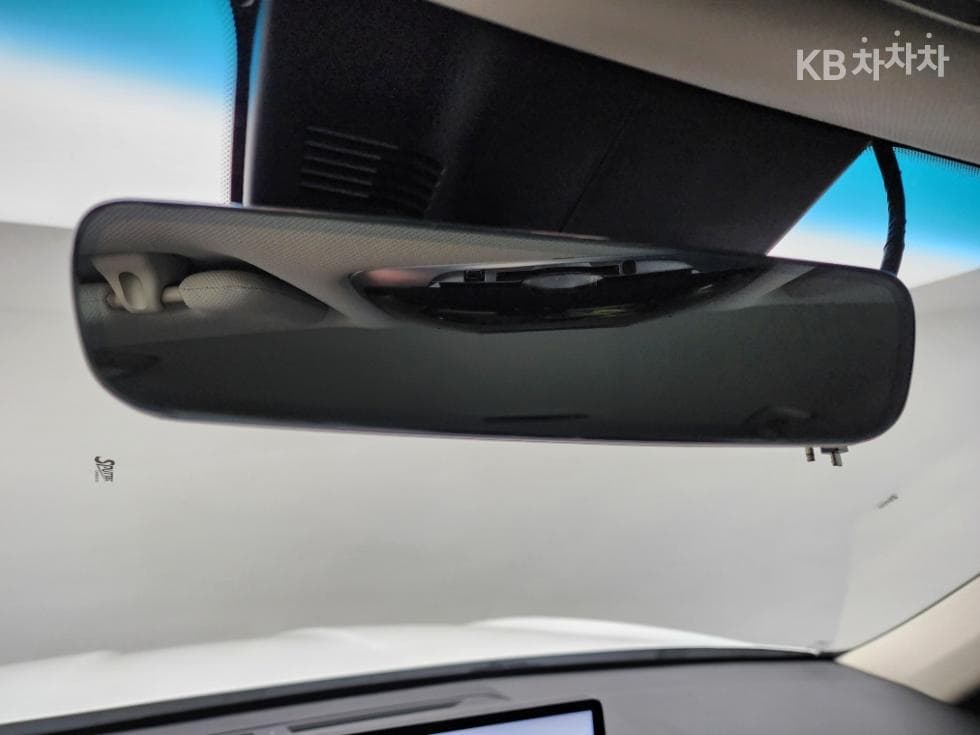 Дженезис GV70Бензин 2.5T 2WD - 19