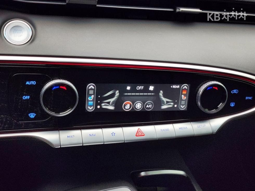 Дженезис GV70Бензин 2.5T 2WD - 20