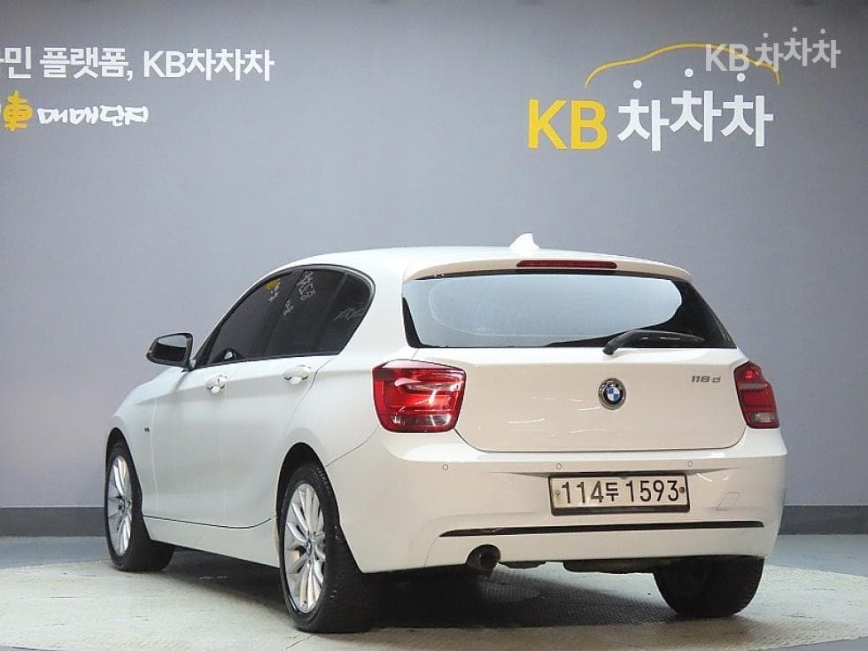 BMW Нов1시리즈118d 스포츠 라Местен F20 - 4