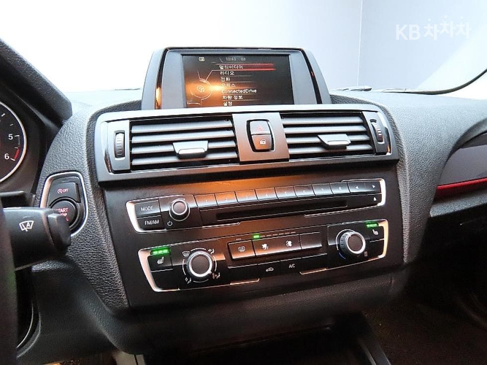 BMW Нов1시리즈118d 스포츠 라Местен F20 - 17