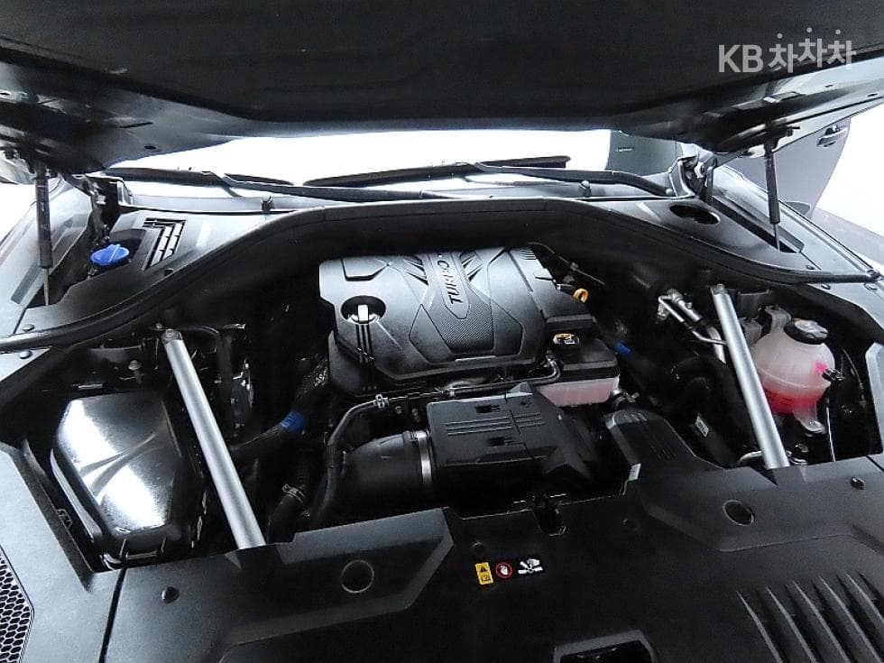Genesis GV70Gasoline 2.5T AWD - 7