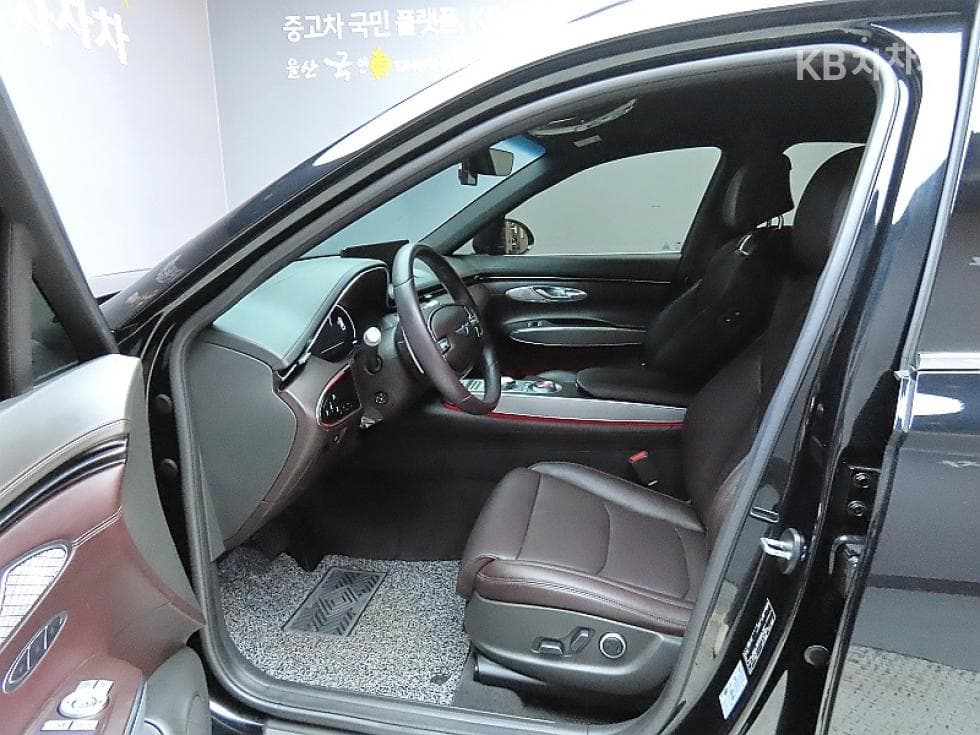 Genesis GV70Gasoline 2.5T AWD - 10