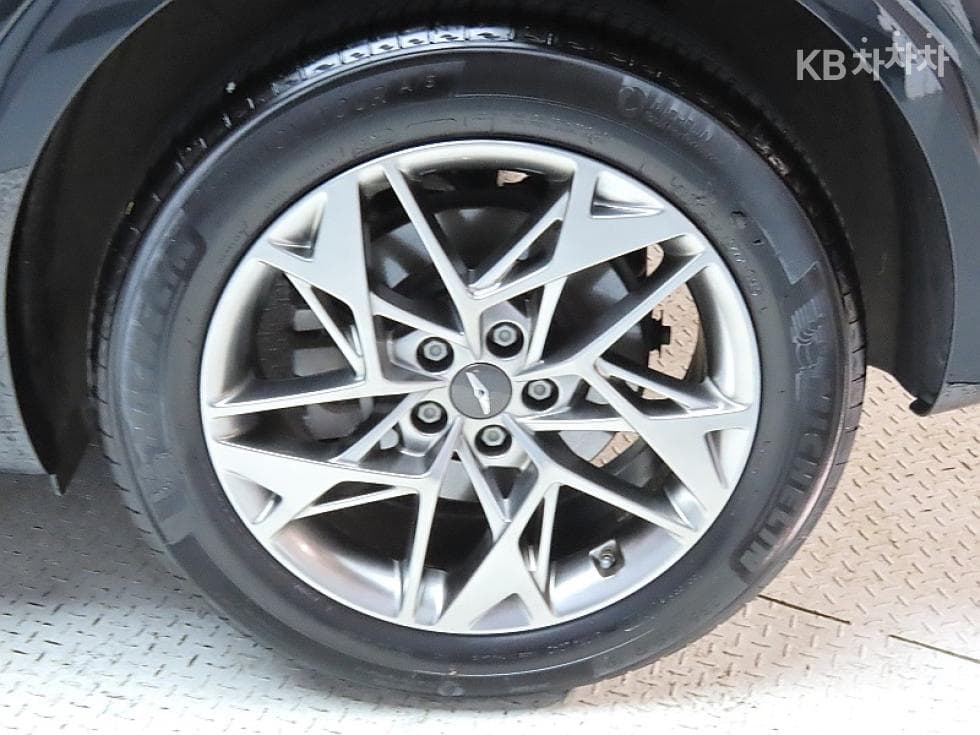 Genesis GV70Gasoline 2.5T AWD - 20