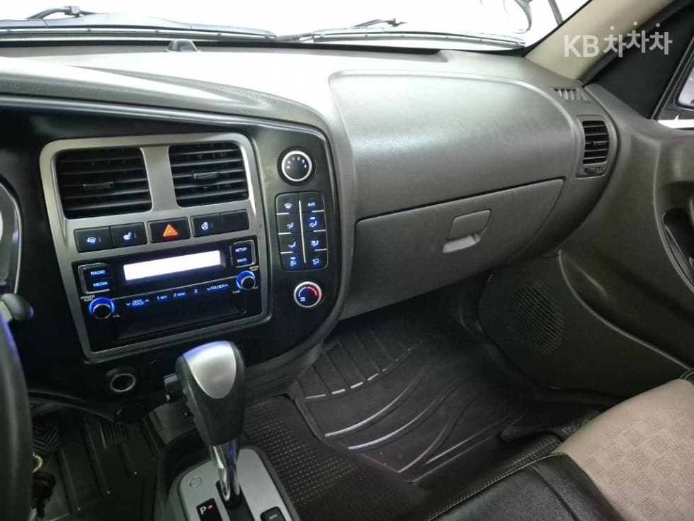 Хюндай Porter 2Удължено междуосие Super Cab Wing Body Ръчна식 Смарт - 9