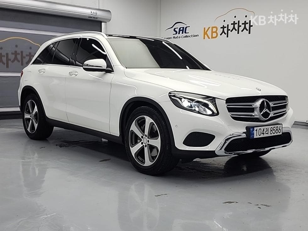 Mercedes-Benz GLC(X253)220 d 4Matic COUPE Premium - 4