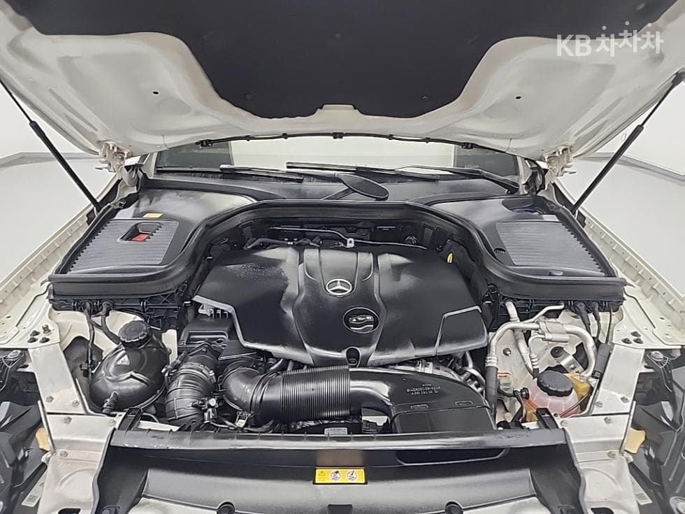 Mercedes-Benz GLC(X253)220 d 4Matic COUPE Premium - 5