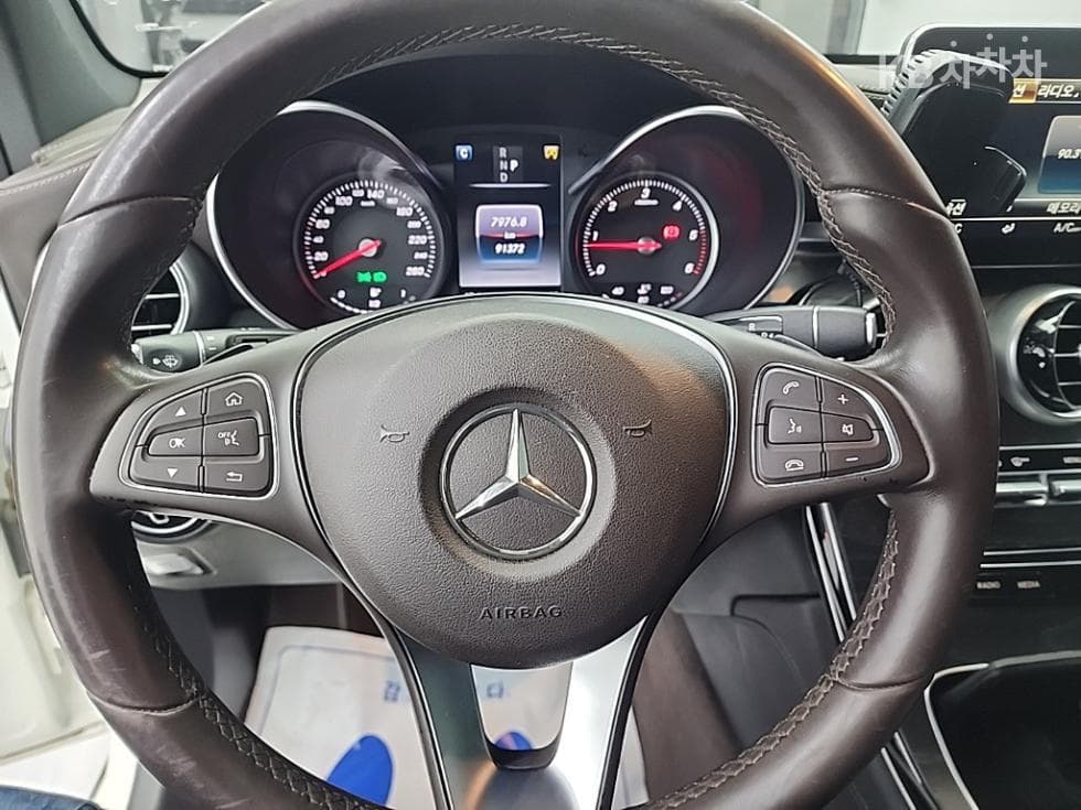 Mercedes-Benz GLC(X253)220 d 4Matic COUPE Premium - 9
