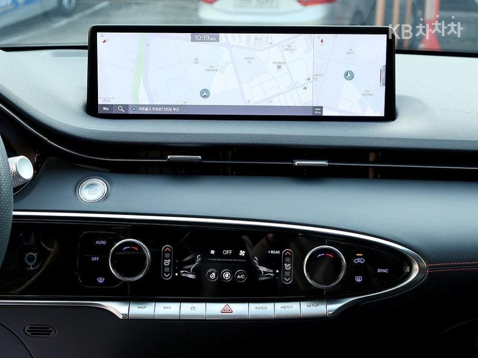 Дженезис GV70Бензин 2.5T 스포츠패키지 AWD - 8