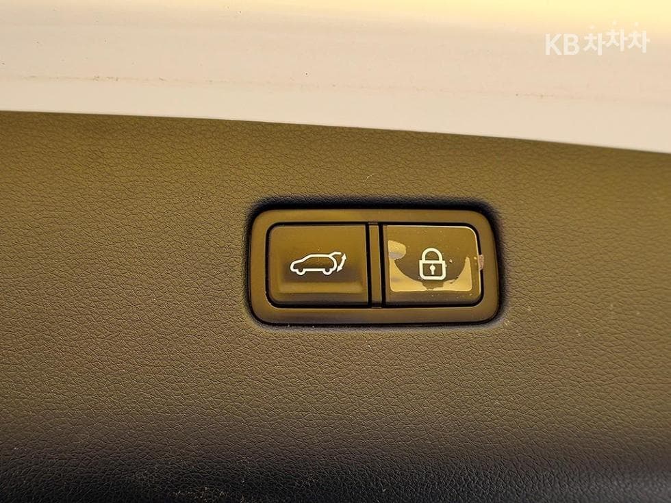 Дженезис GV70Бензин 2.5T 스포츠패키지 AWD - 20