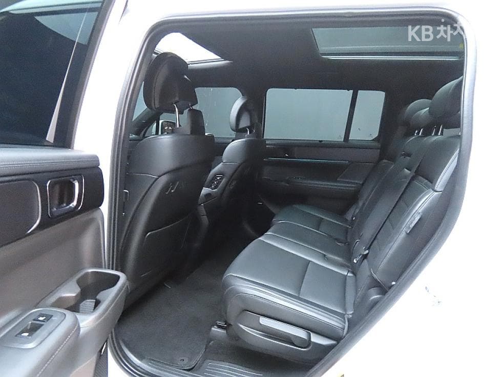 Hyundai The All New Santa Fe Hybrid MX51.6T HEV AWD Calligraphy - 11