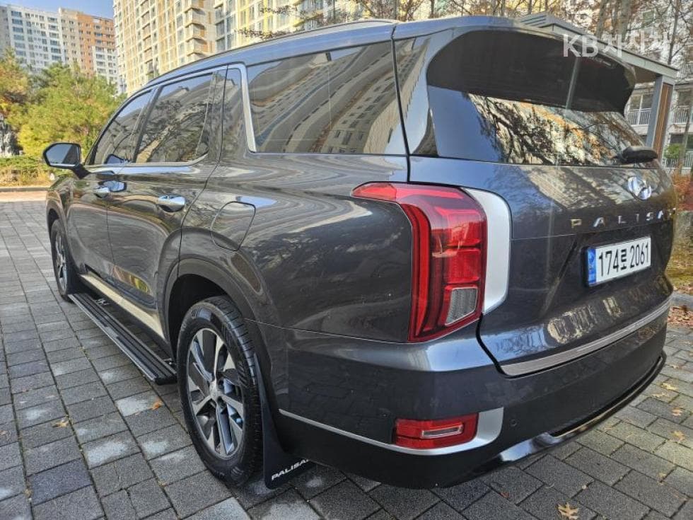 Хюндай Palisade2.2 Дизел 7-местен (Лимузин) Exclusive - 4