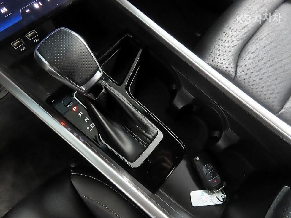 КейДжи Мобилити 토레스(J100)1.5 GDI Турбо T7 - 10