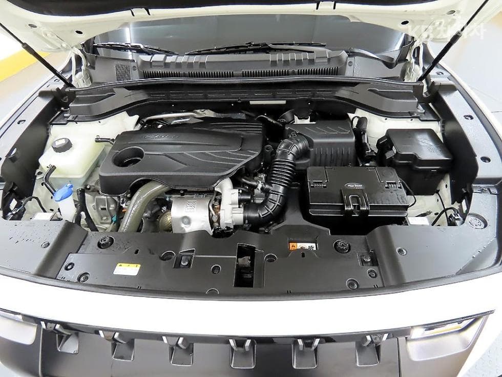 КейДжи Мобилити 토레스(J100)1.5 GDI Турбо T7 - 18