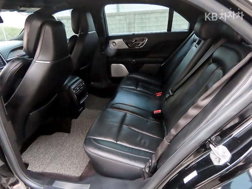 링컨 컨티넨탈 10세대3.0 V6 Reserve - 6