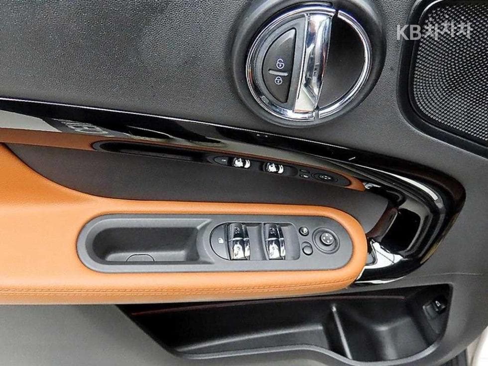 Мини Countryman (F60)2.0 Cooper S Classic All4 Стандартен - 11