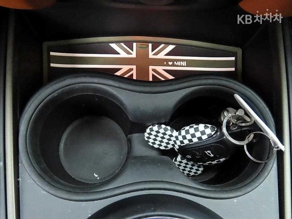 Мини Countryman (F60)2.0 Cooper S Classic All4 Стандартен - 12