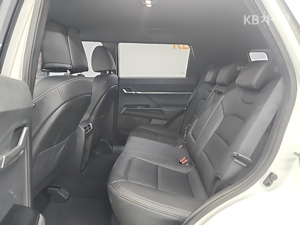 КейДжи Мобилити 토레스(J100)1.5 GDI Турбо T5 - 12