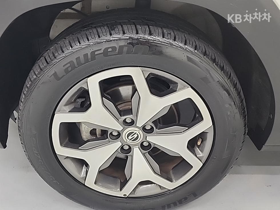 КейДжи Мобилити 토레스(J100)1.5 GDI Турбо T5 - 19