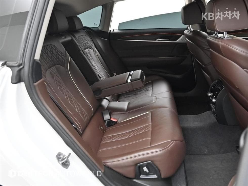 BMW Gran Turismo6 Series GT 620d (G02) Luxury - 12