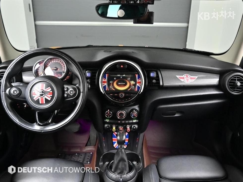 Мини Cooper 5-вратиD 1.5 Среден клас - 7