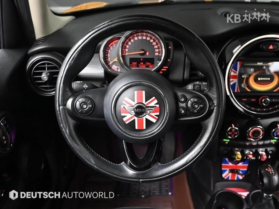 Мини Cooper 5-вратиD 1.5 Среден клас - 13