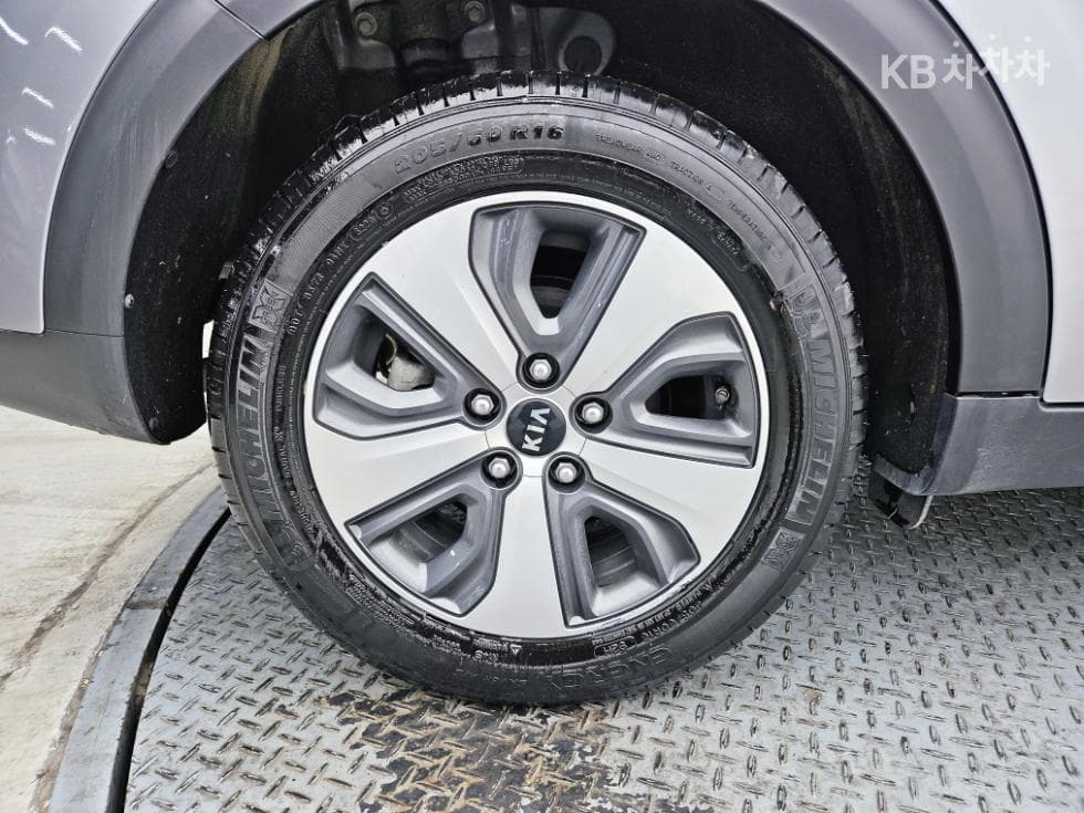 Киа The New (фейслифт) Ниро1.6 HEV Лукс - 22