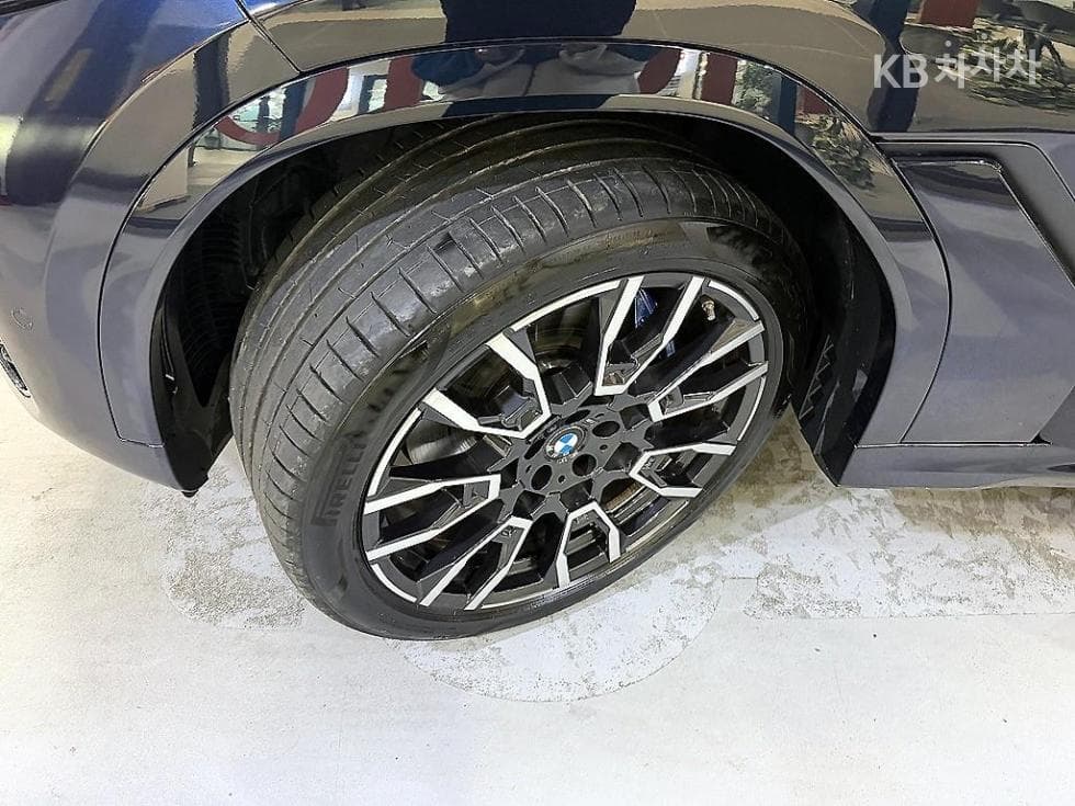 BMW X6(G06)xDrive 40i M Sport Package - 20