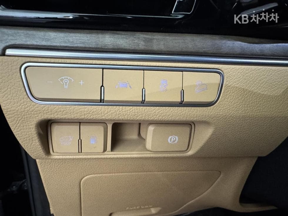 Kia Mohave 더마스터3.0 Diesel 4WD Masters - 14