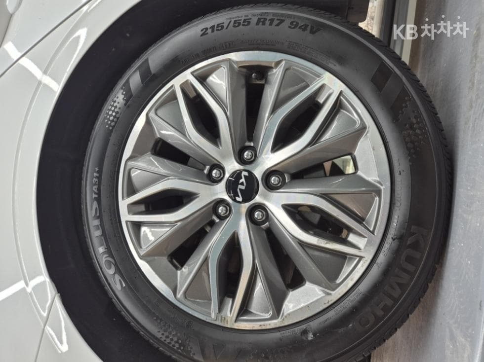 Киа K5 Хибрид 3-토 поколение2.0 HEV Престиж - 24