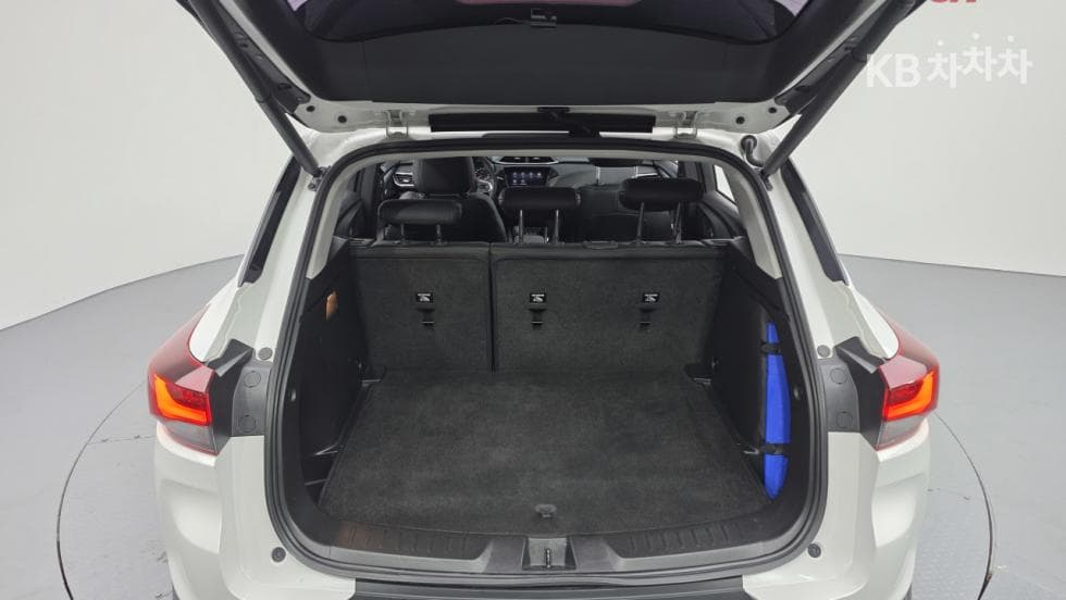 Джи Ем Корея Trailblazer1.35 Бензин 2WD Premier - 13